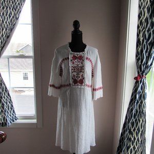 Max Studio White Embroidered Dress